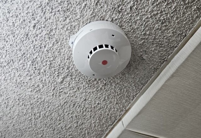 煙探知機の交換